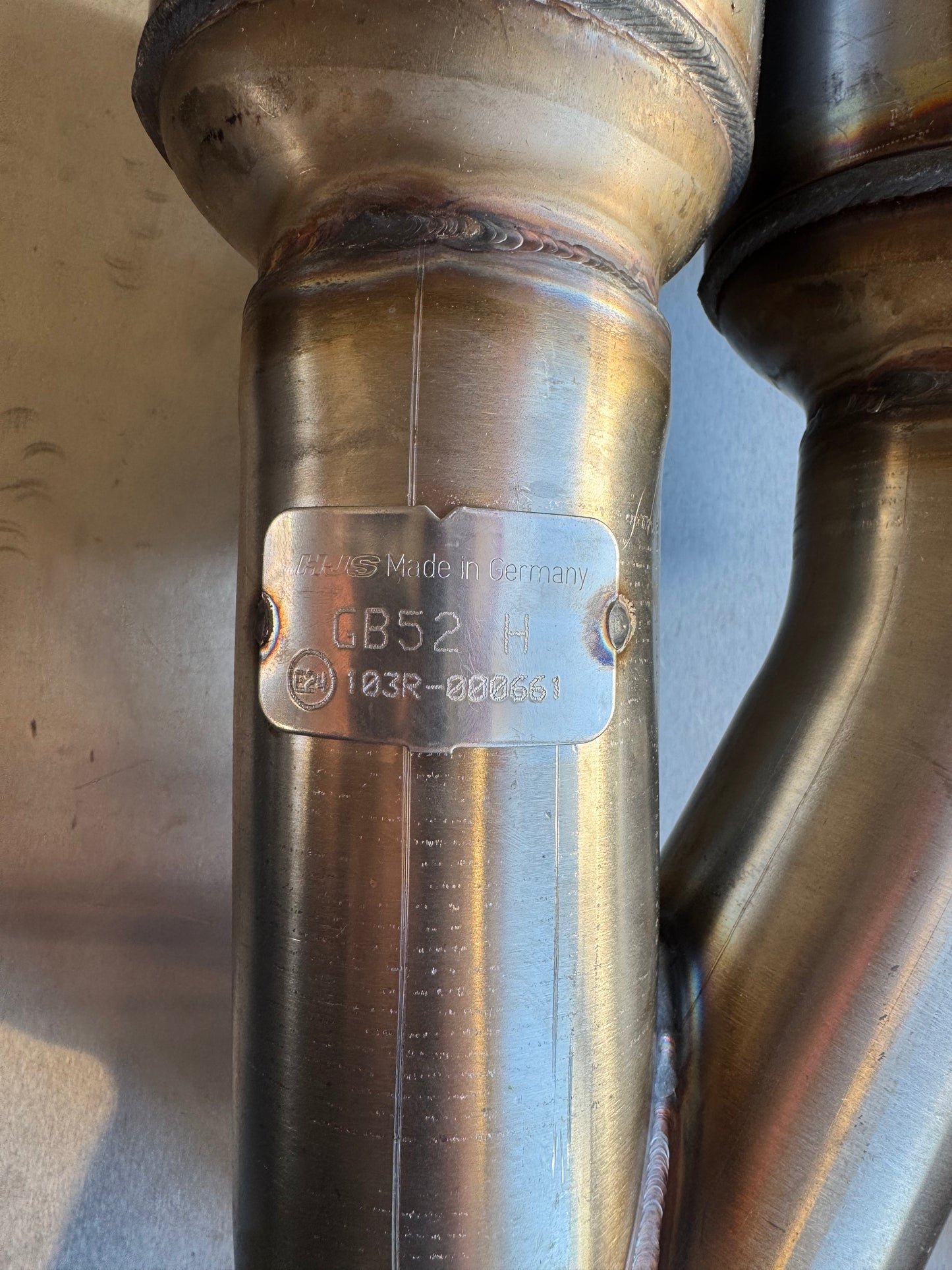HJS Edelstahl Ø76mm Downpipe mit Kat und OPF Super-Sound-Version VW Golf 8 R OPF
